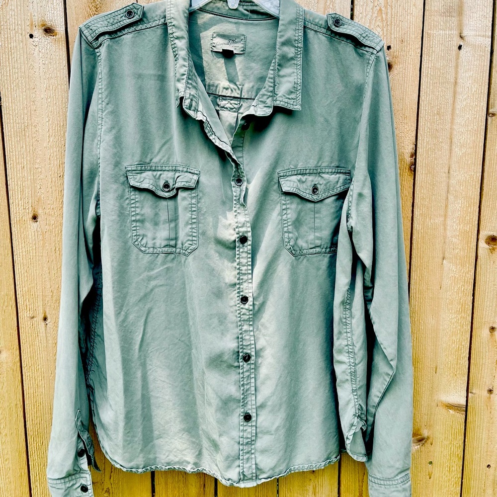 Army Green Button Down Top Universal Thread Size XXL